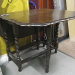 545 3302 DROP-LEAF TABLE